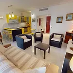 דירה Grand 2 Pieces Climatise Avec Terrasse Et Garage Prive Pres De La - Fr-1-196-311 מנטון